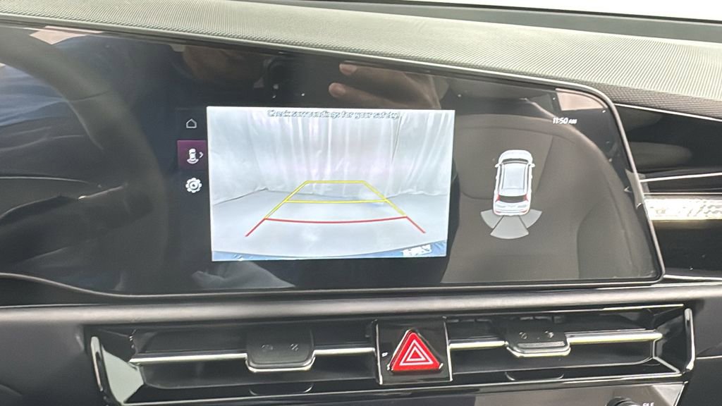 New 2025 Kia Niro EX Touring image 25