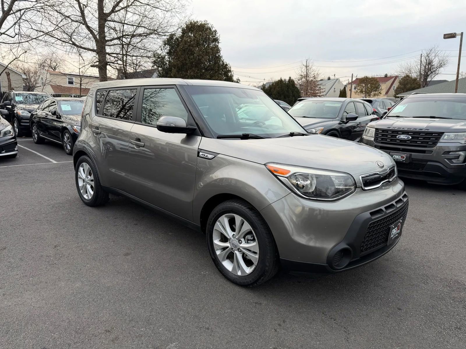 Used 2014 Kia Soul + FWD image 11