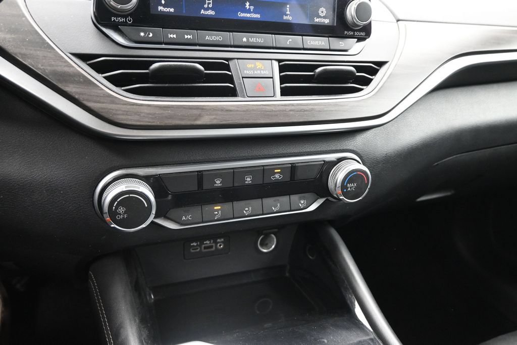 Used 2023 Nissan Altima 2.5 SV FWD image 18