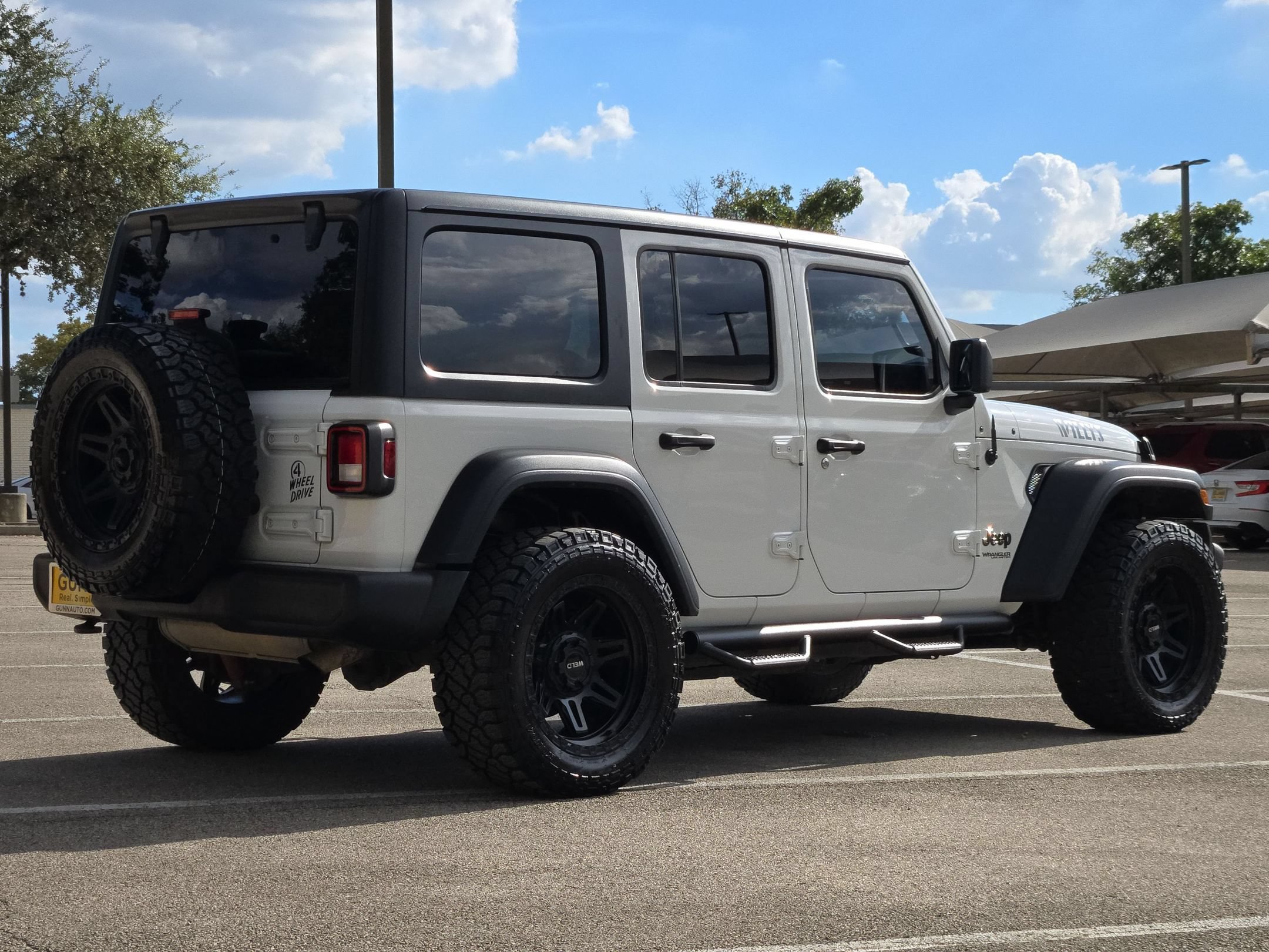 Used 2020 Jeep Wrangler Unlimited Sport AWD/4WD image 3