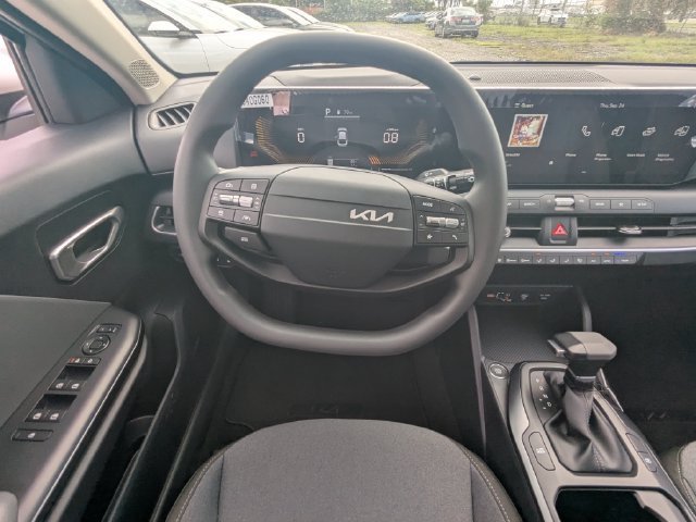New 2026 Kia Sorento S FWD image 16