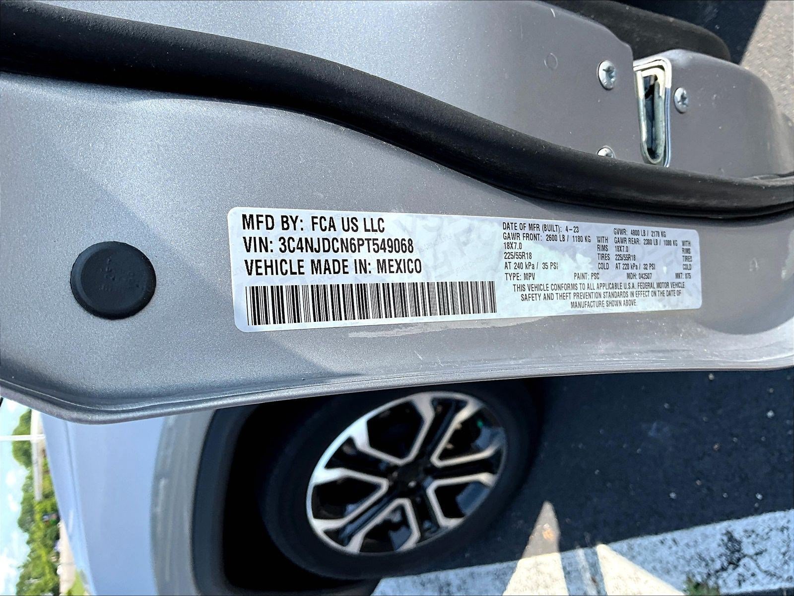 Used 2023 Jeep Compass Limited AWD/4WD image 19