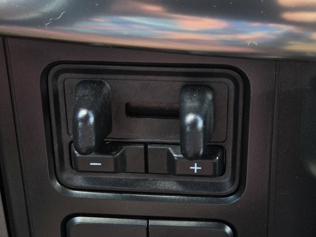 Used 2021 Ford F150 Lariat w/ Trailer Tow Package AWD/4WD image 30