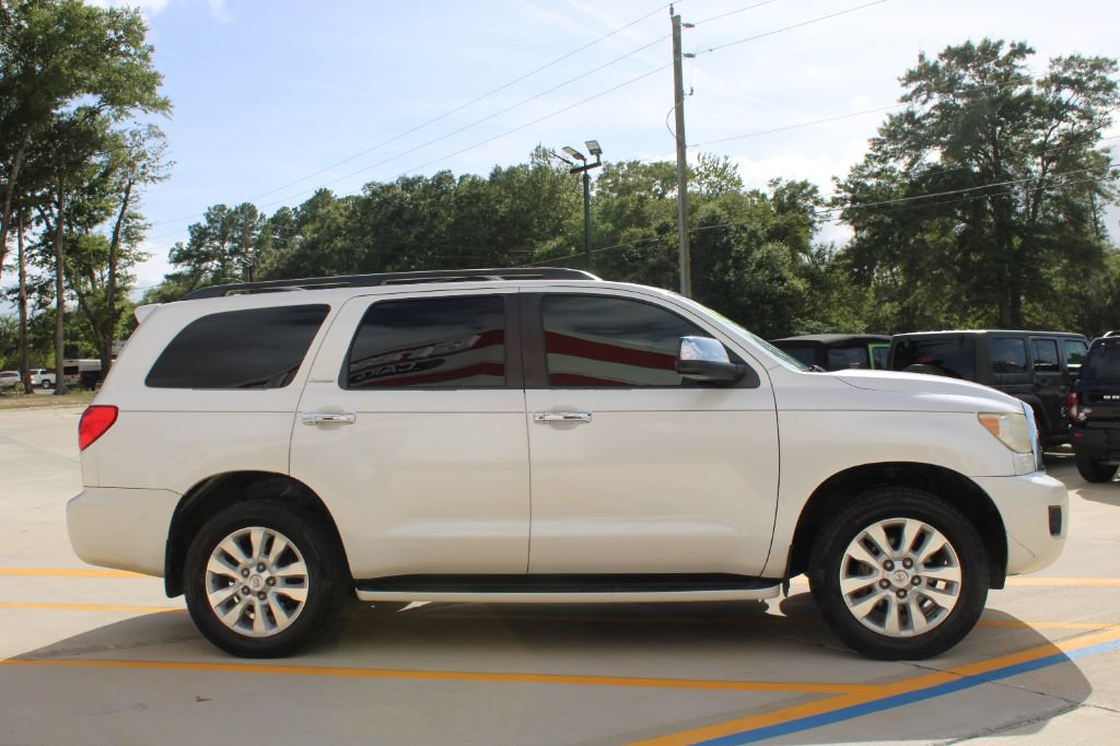 Used 2016 Toyota Sequoia Platinum RWD image 2