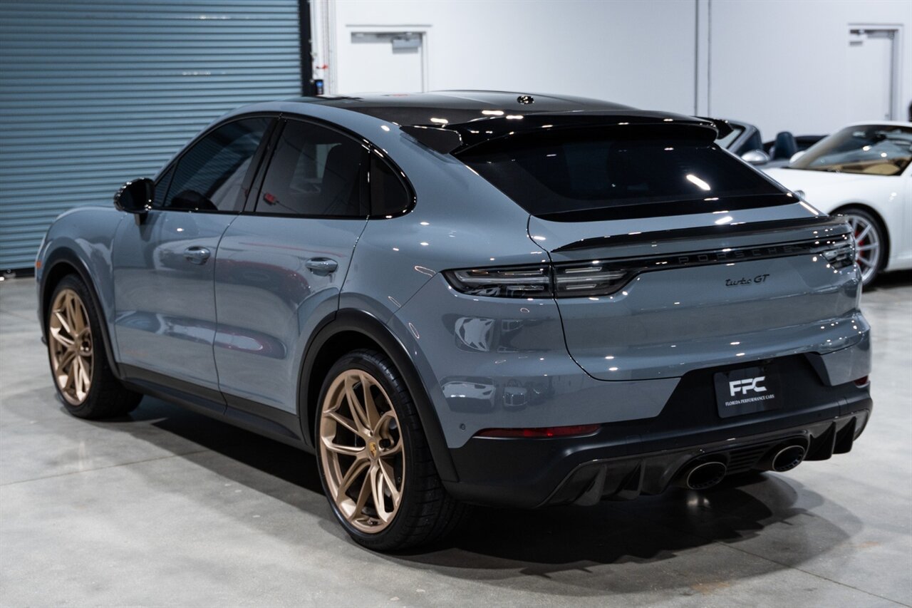 Used 2022 Porsche Cayenne Turbo GT AWD/4WD image 4