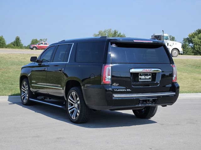 Used 2020 GMC Yukon XL Denali w/ Denali Ultimate Package AWD/4WD image 5