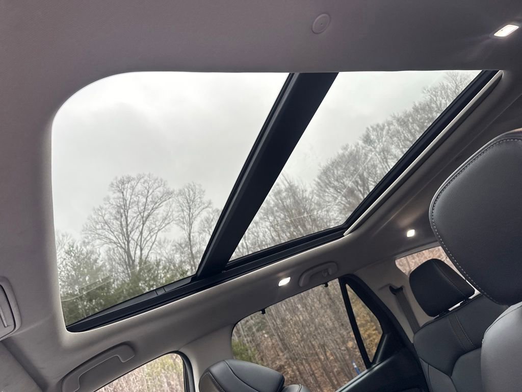 Used 2024 Honda Pilot Touring image 27