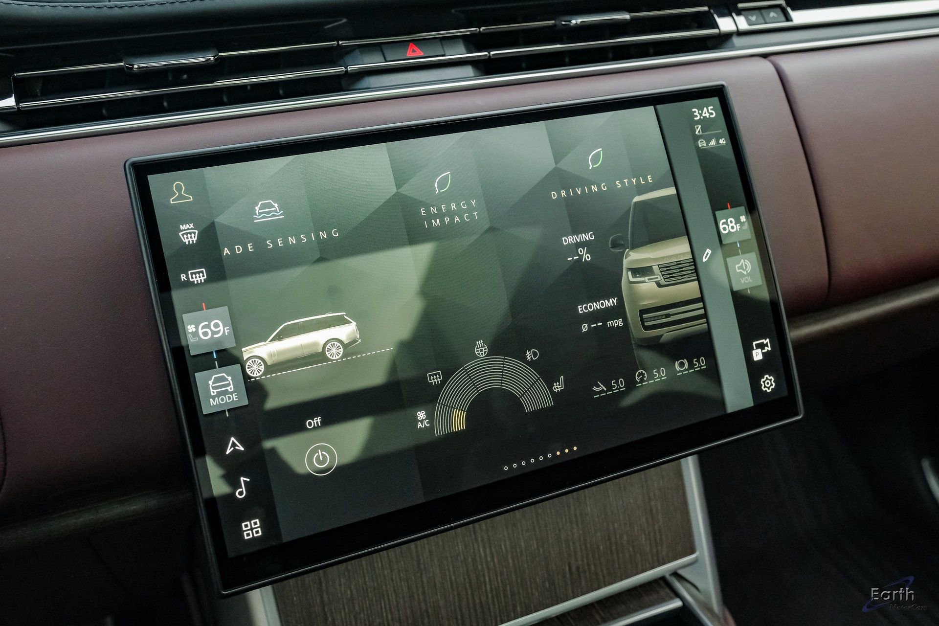 Used 2024 Land Rover Range Rover SE image 70