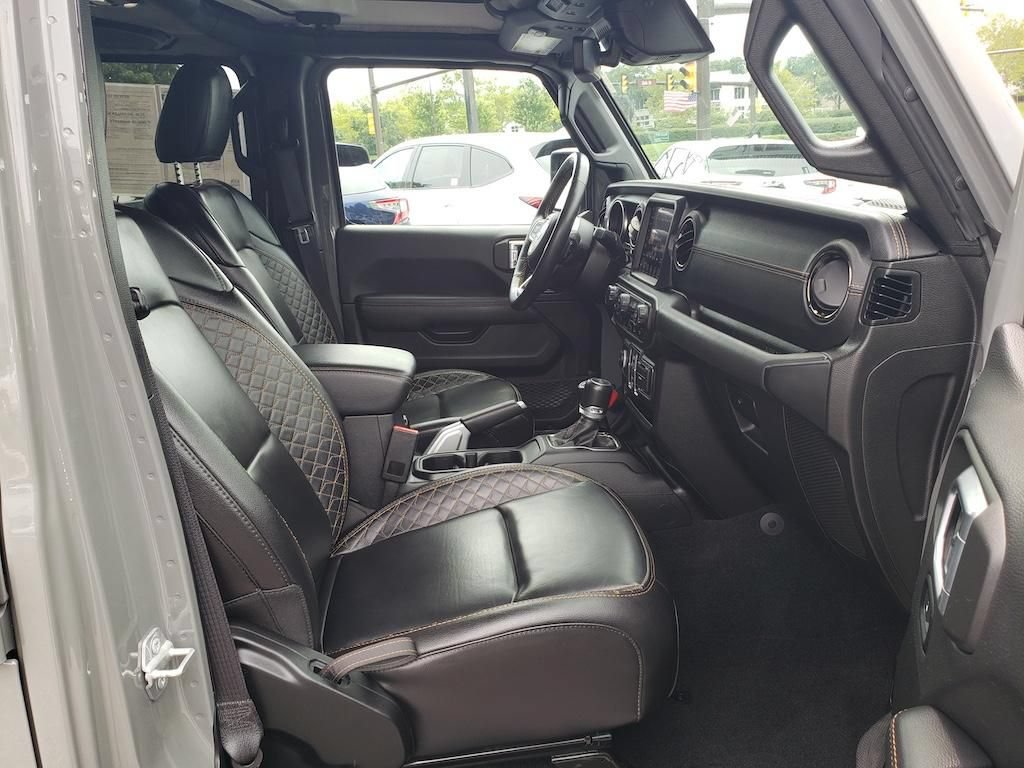 Used 2023 Jeep Wrangler Unlimited Sahara AWD/4WD image 20