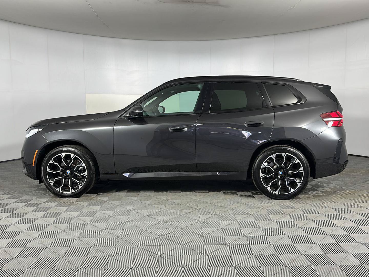New 2026 BMW X3 xDrive30i w/ M Sport Package AWD/4WD image 7