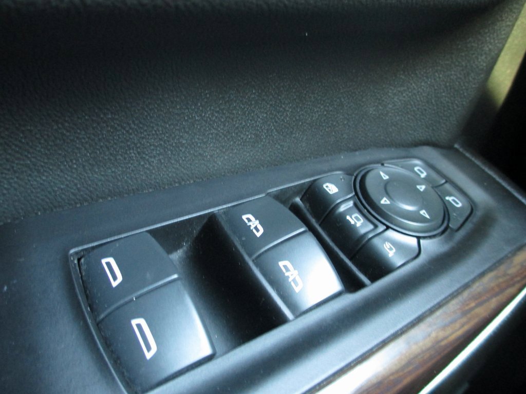 Used 2022 Chevrolet Silverado 2500 High Country w/ Z71 Off-Road Package image 28