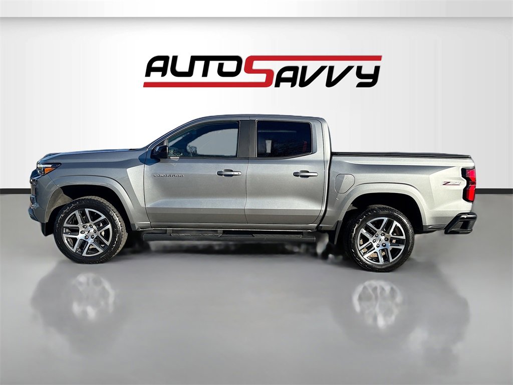 Used 2023 Chevrolet Colorado Z71 w/ Z71 Convenience Package 2 image 4