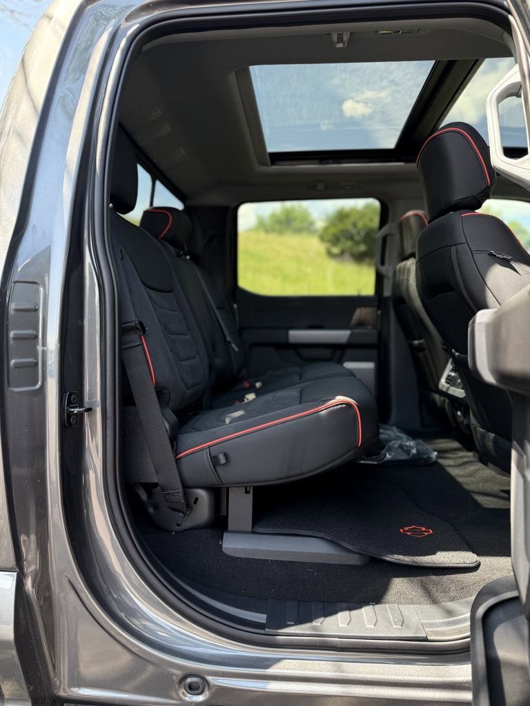 New 2025 Ford F250 Lariat w/ Lariat Ultimate Package image 25