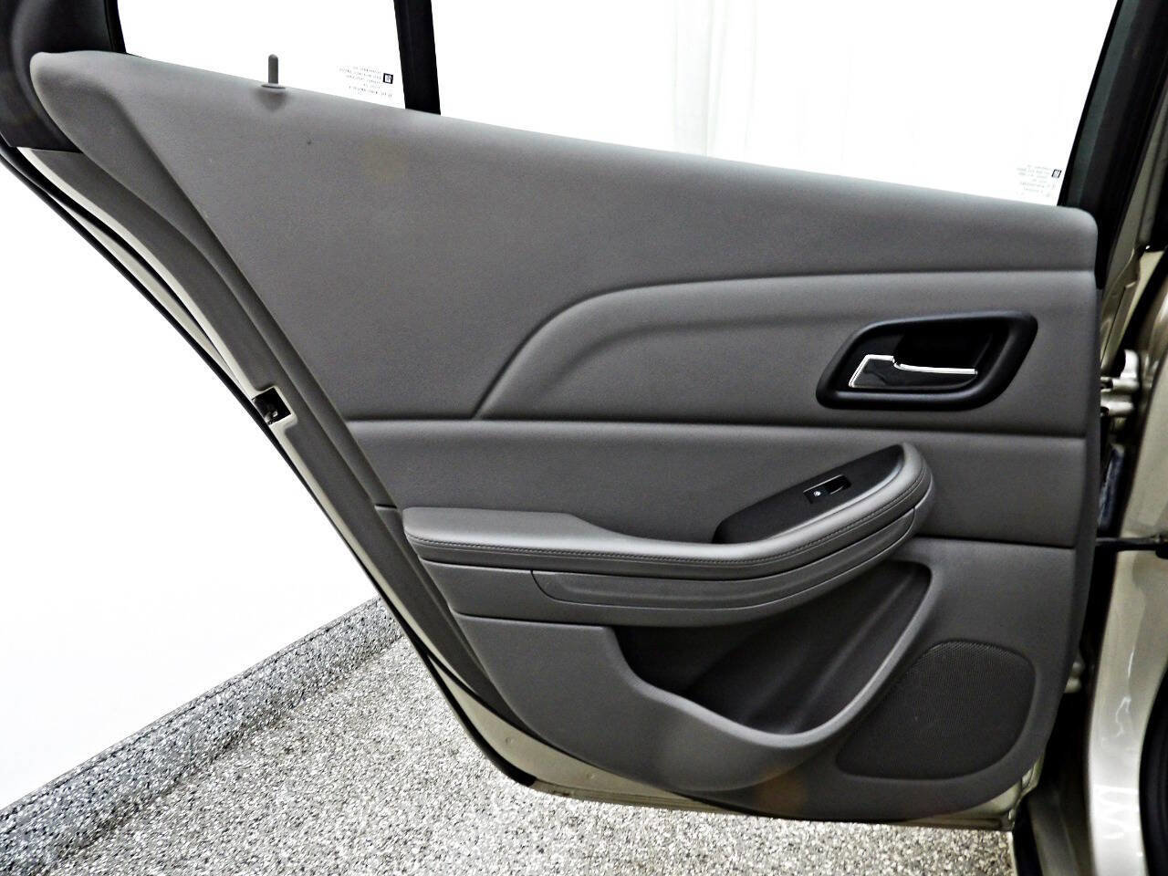 Used 2013 Chevrolet Malibu LS image 13