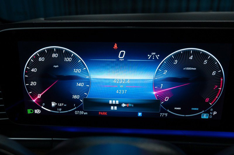 Certified 2025 Mercedes-Benz GLS 450 4MATIC image 31