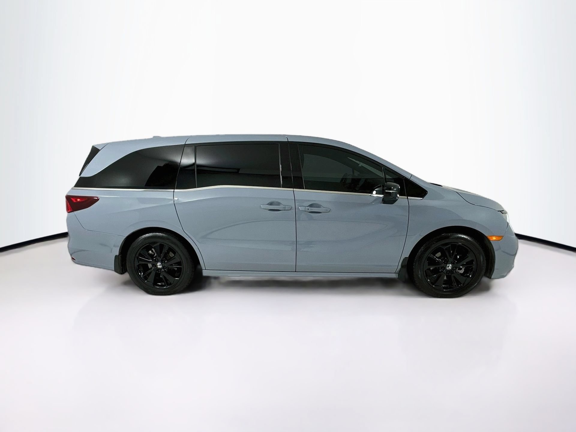 Used 2024 Honda Odyssey Sport image 9