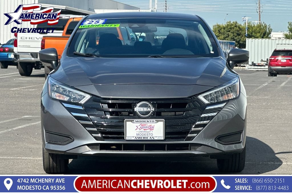 Used 2025 Nissan Versa SV FWD image 9