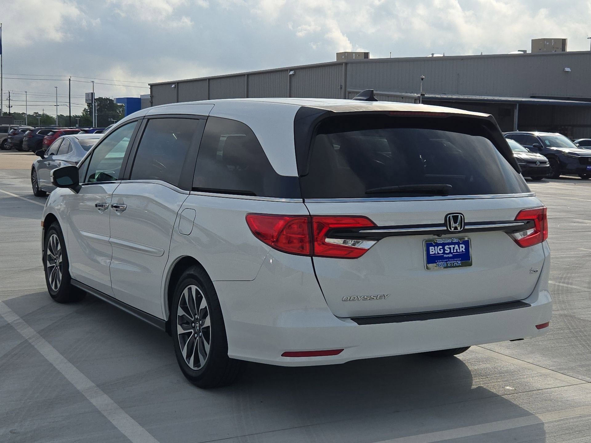 Used 2021 Honda Odyssey EX-L image 6