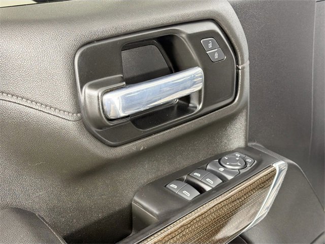 Used 2021 Chevrolet Silverado 2500 LT w/ Convenience Package image 16