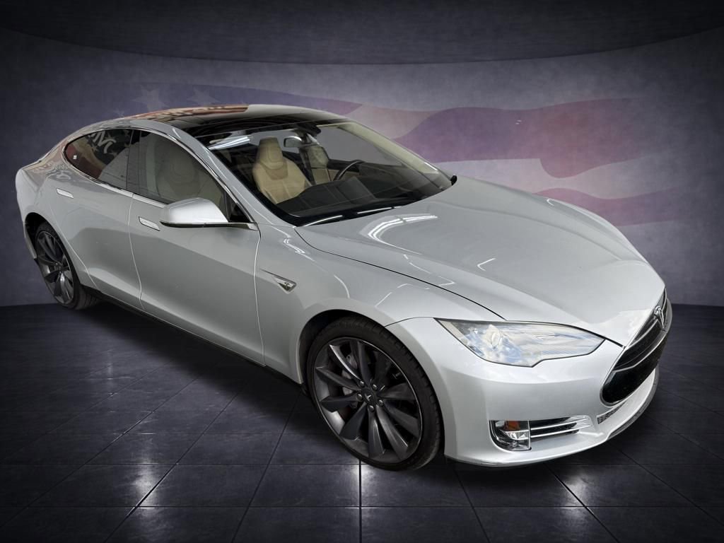 Used 2012 Tesla Model S Signature Performance image 8