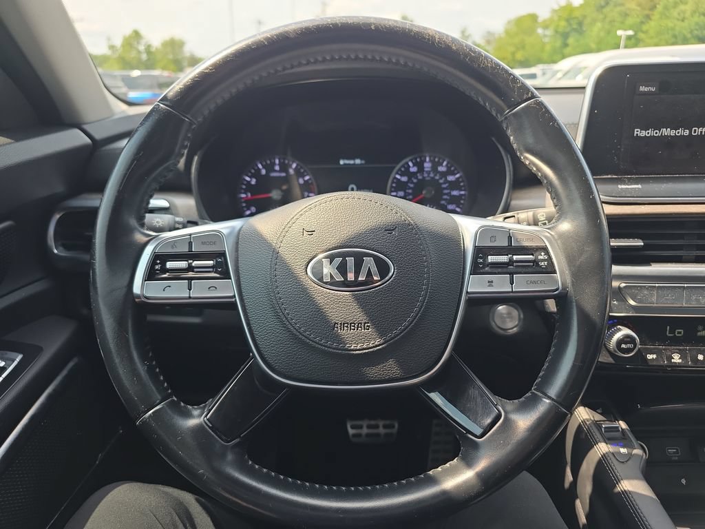 Used 2020 Kia Telluride SX w/ Towing Package FWD image 24