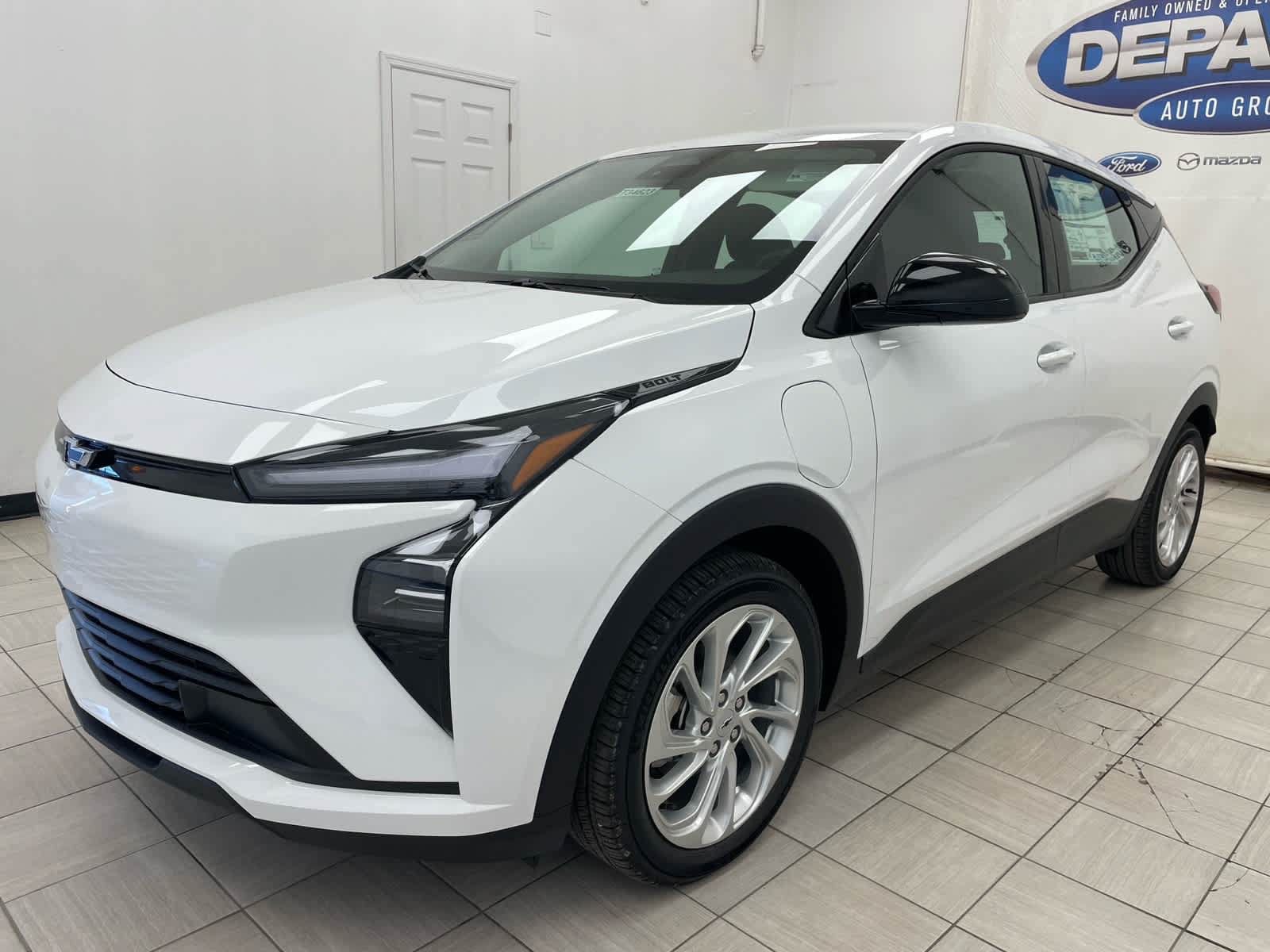 New 2027 Chevrolet Bolt LT w/ Comfort Package FWD image 18