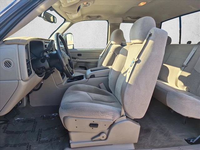 Used 2006 Chevrolet Silverado 2500 LT w/ Heavy-Duty Power Package RWD image 14