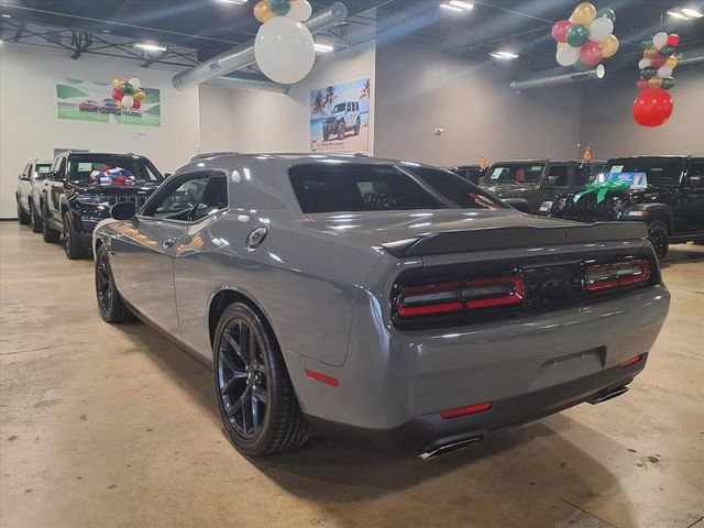 Used 2023 Dodge Challenger R/T w/ Blacktop Package image 6