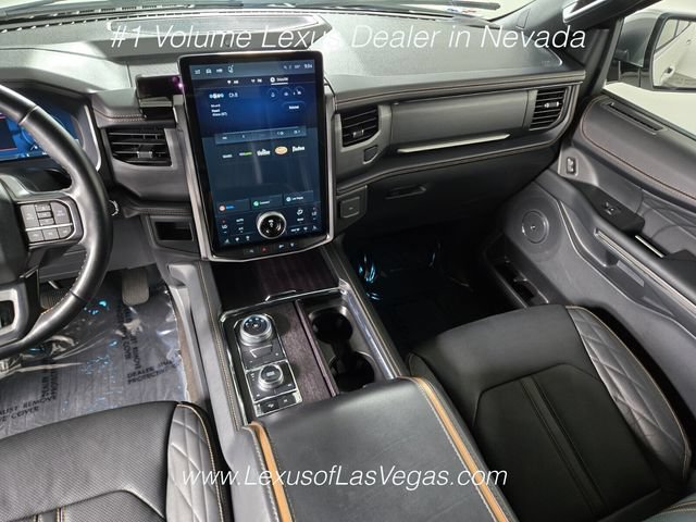 Used 2023 Ford Expedition Platinum AWD/4WD image 18