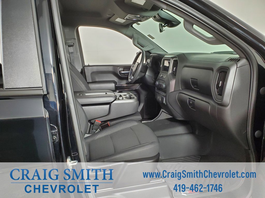 Used 2023 Chevrolet Silverado 1500 Custom Trail Boss w/ Midnight Edition image 33