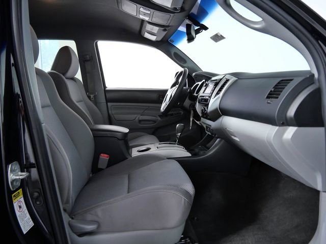 Used 2013 Toyota Tacoma 4x4 Double Cab w/ TRD Off-Road Pkg image 12