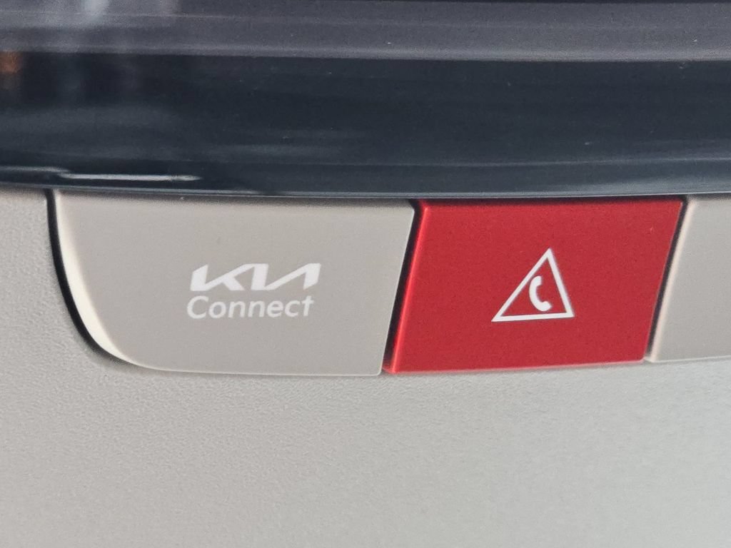 Used 2024 Kia Seltos EX FWD image 7