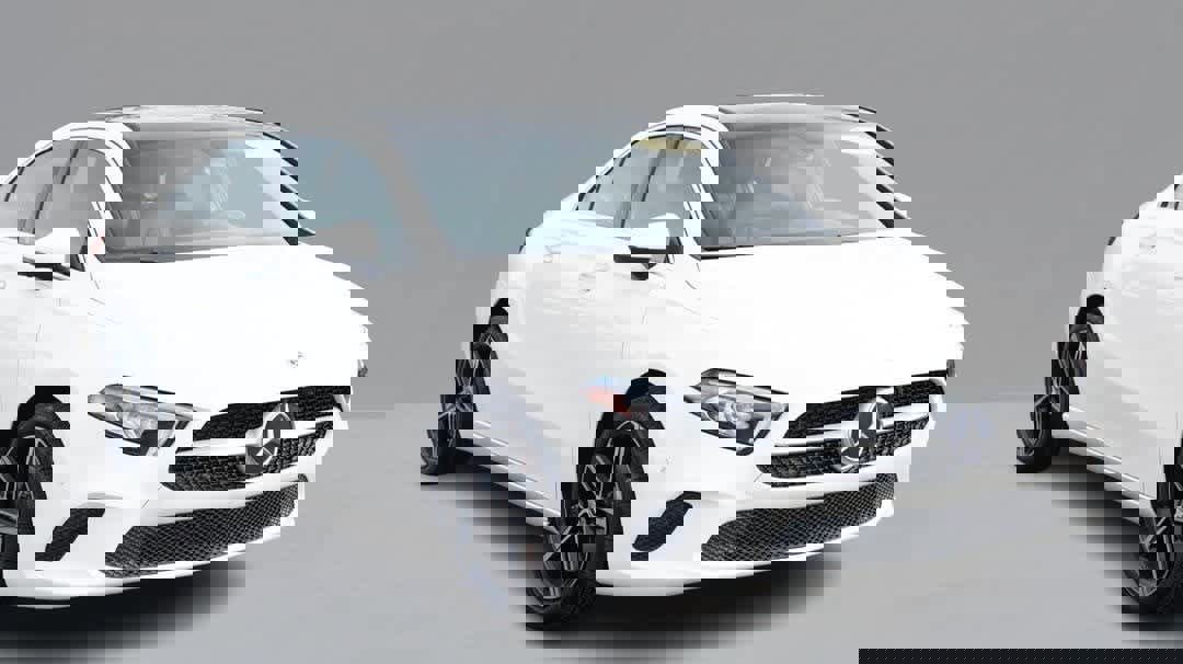 Certified 2022 Mercedes-Benz A 220 4MATIC image 3