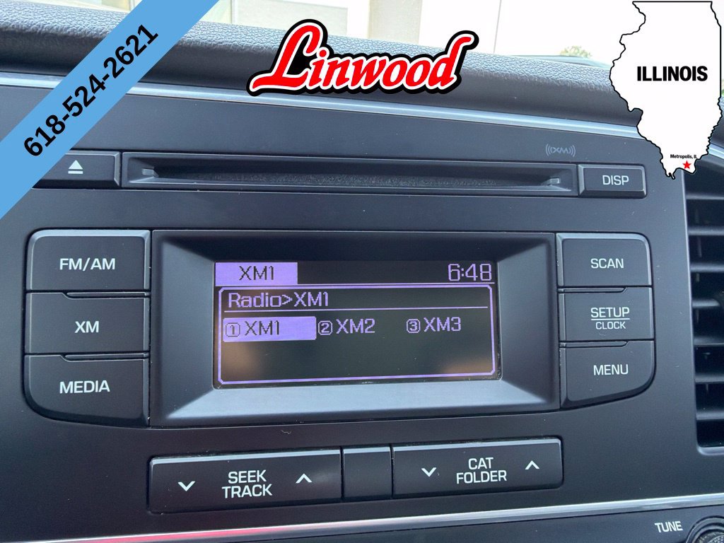 Used 2017 Hyundai Elantra SE FWD image 19