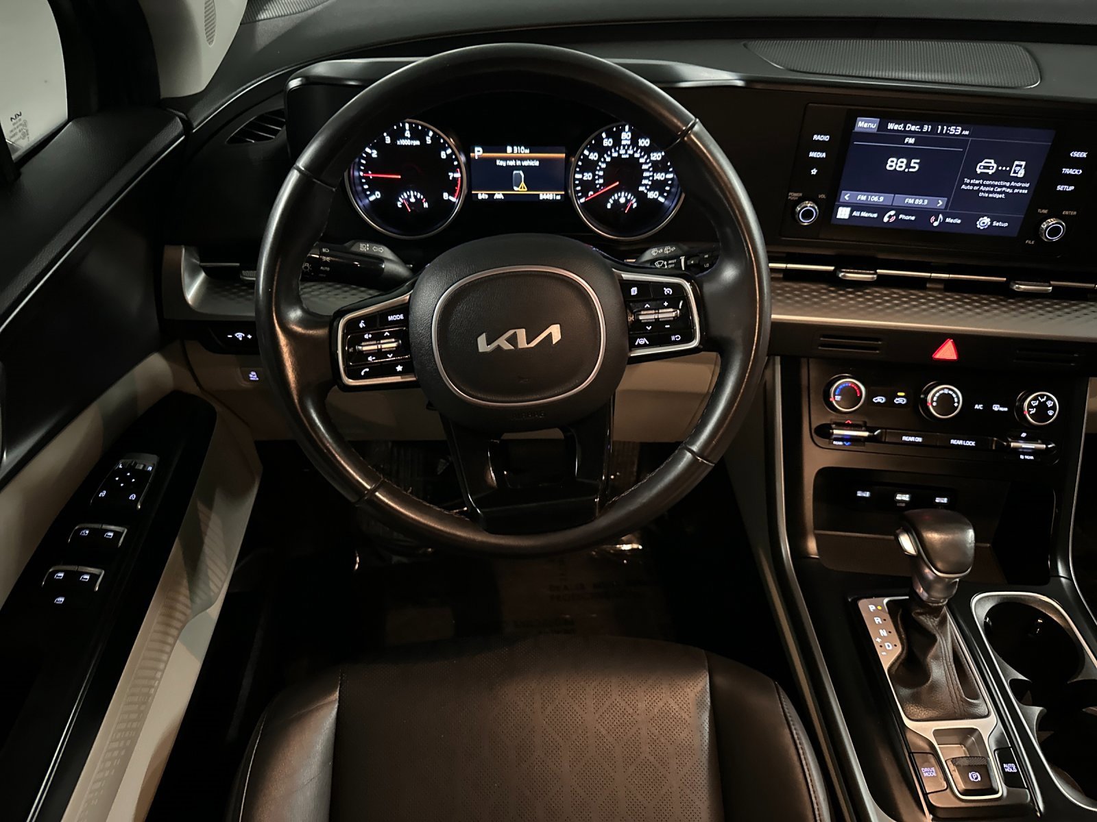 Certified 2024 Kia Carnival LX image 13