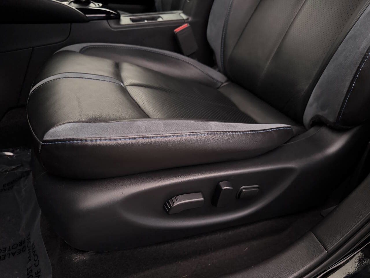 Used 2019 Nissan Leaf SL w/ SL Technology Package image 13