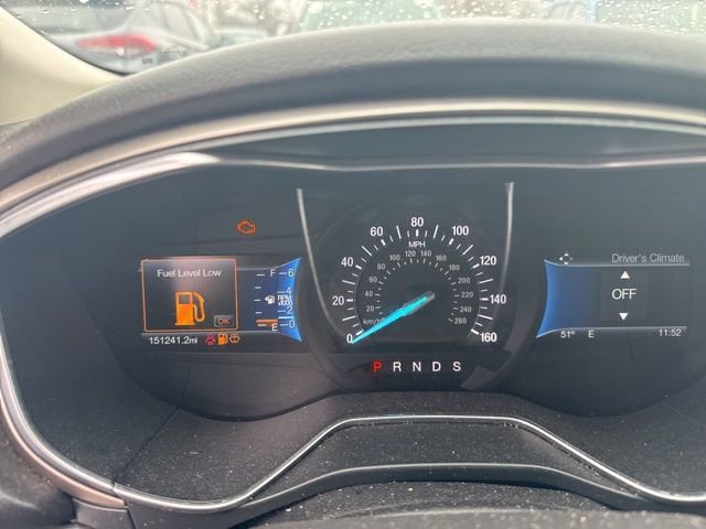 Used 2016 Ford Fusion SE w/ Equipment Group 202A image 14