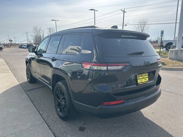 Used 2024 Jeep Grand Cherokee L Laredo image 7