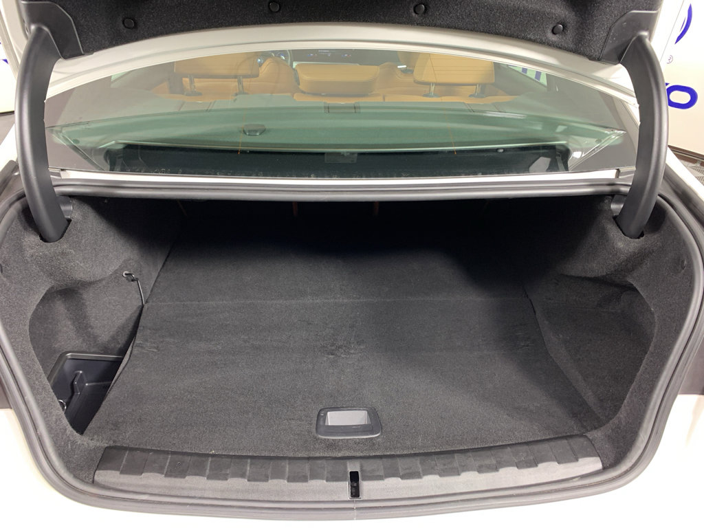 Used 2023 BMW 330e xDrive w/ Driving Assistance Package image 36