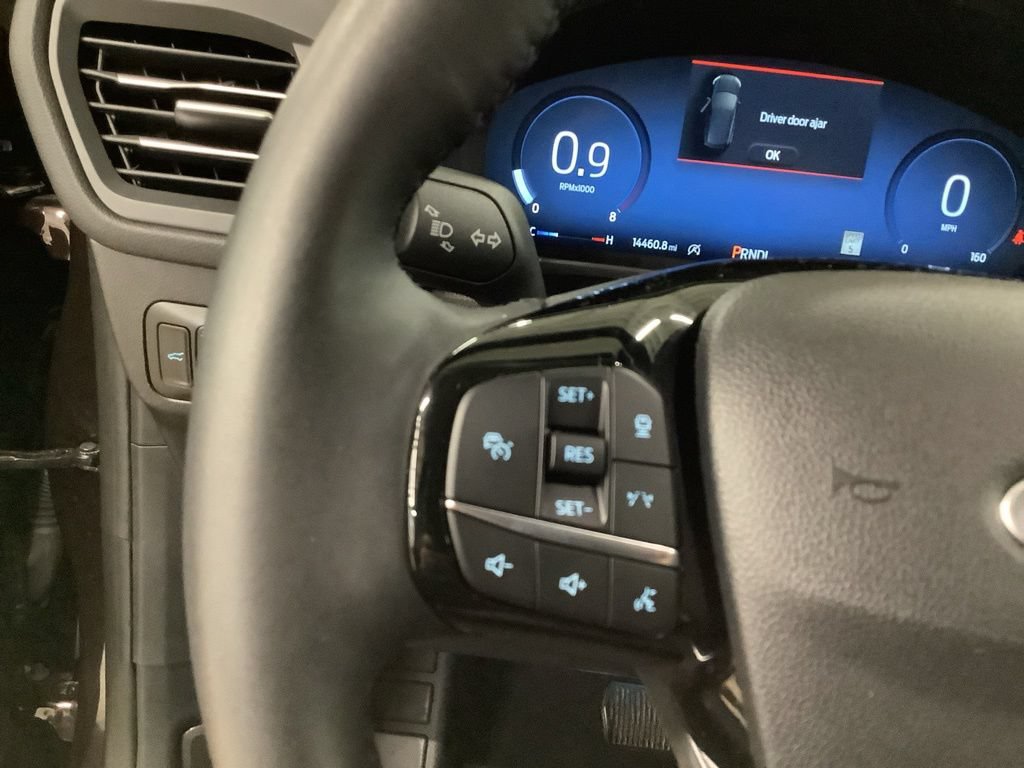 Used 2023 Ford Escape Platinum AWD/4WD image 20