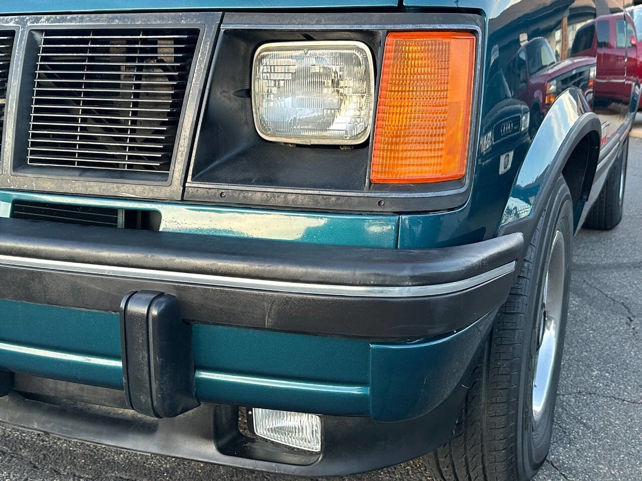 Used 1994 GMC Safari SLX AWD 3dr Extended Mini Van image 31