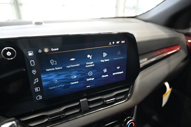 New 2026 Chevrolet Equinox RS w/ LPO, Floor Liner Package image 15