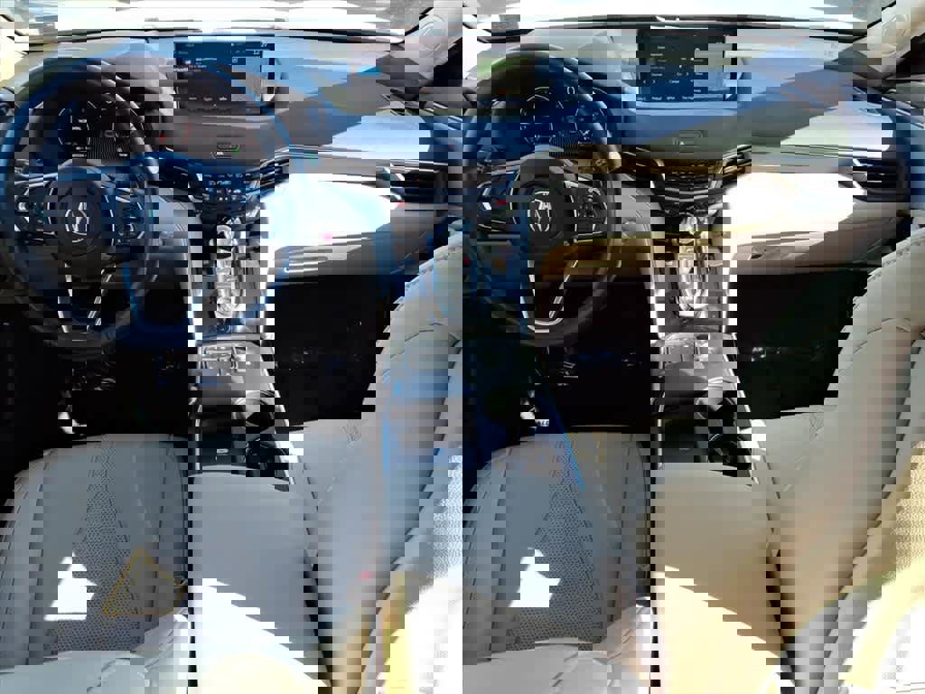 Certified 2025 Acura TLX w/ Technology Package image 10