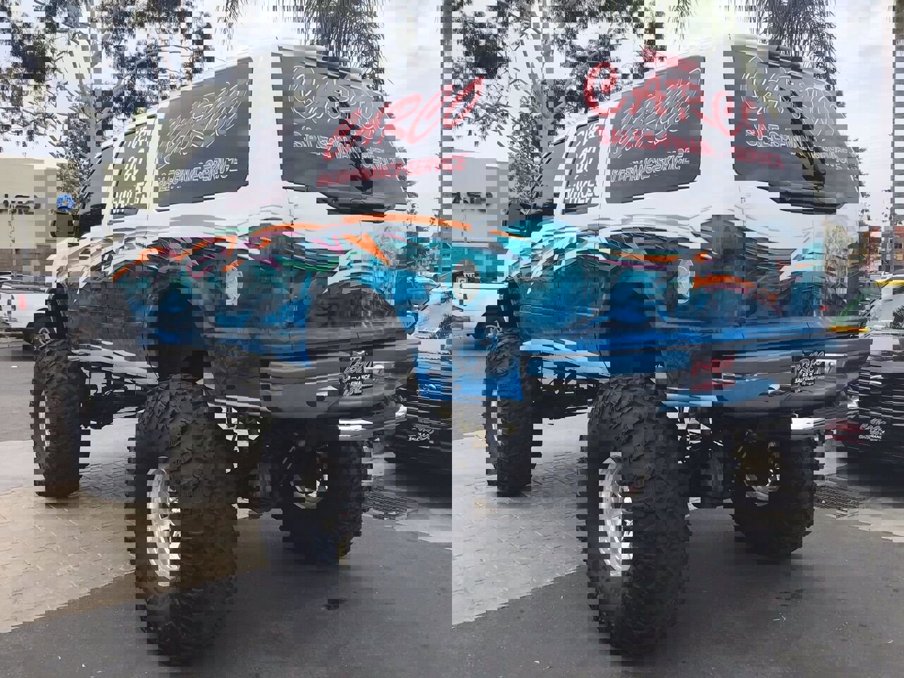 Used 2000 Ford Excursion Limited image 12