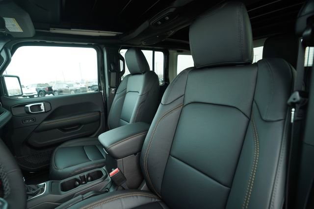 New 2026 Jeep Wrangler Sahara image 34