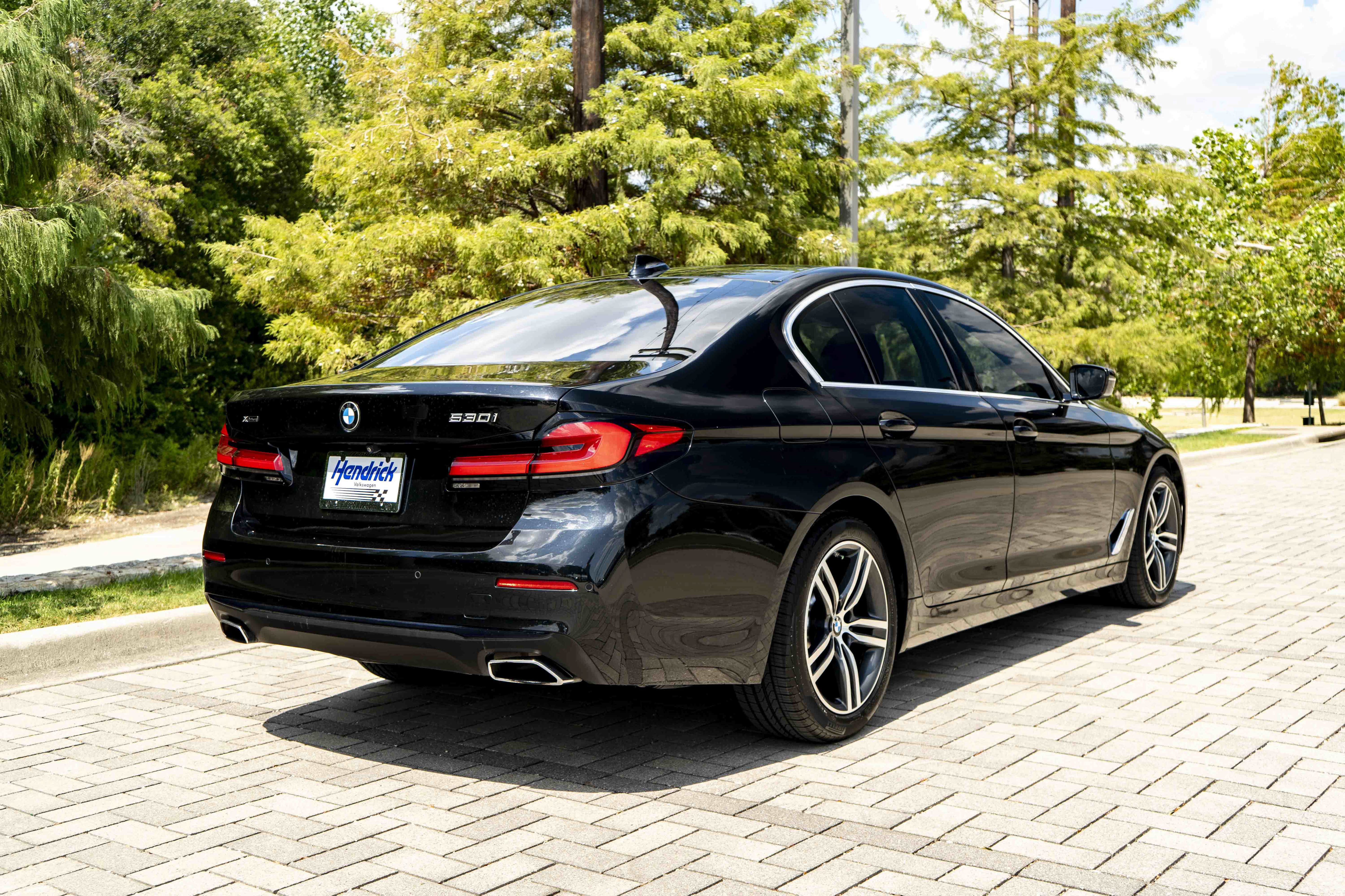 Used 2021 BMW 530i xDrive w/ Convenience Package AWD/4WD image 8