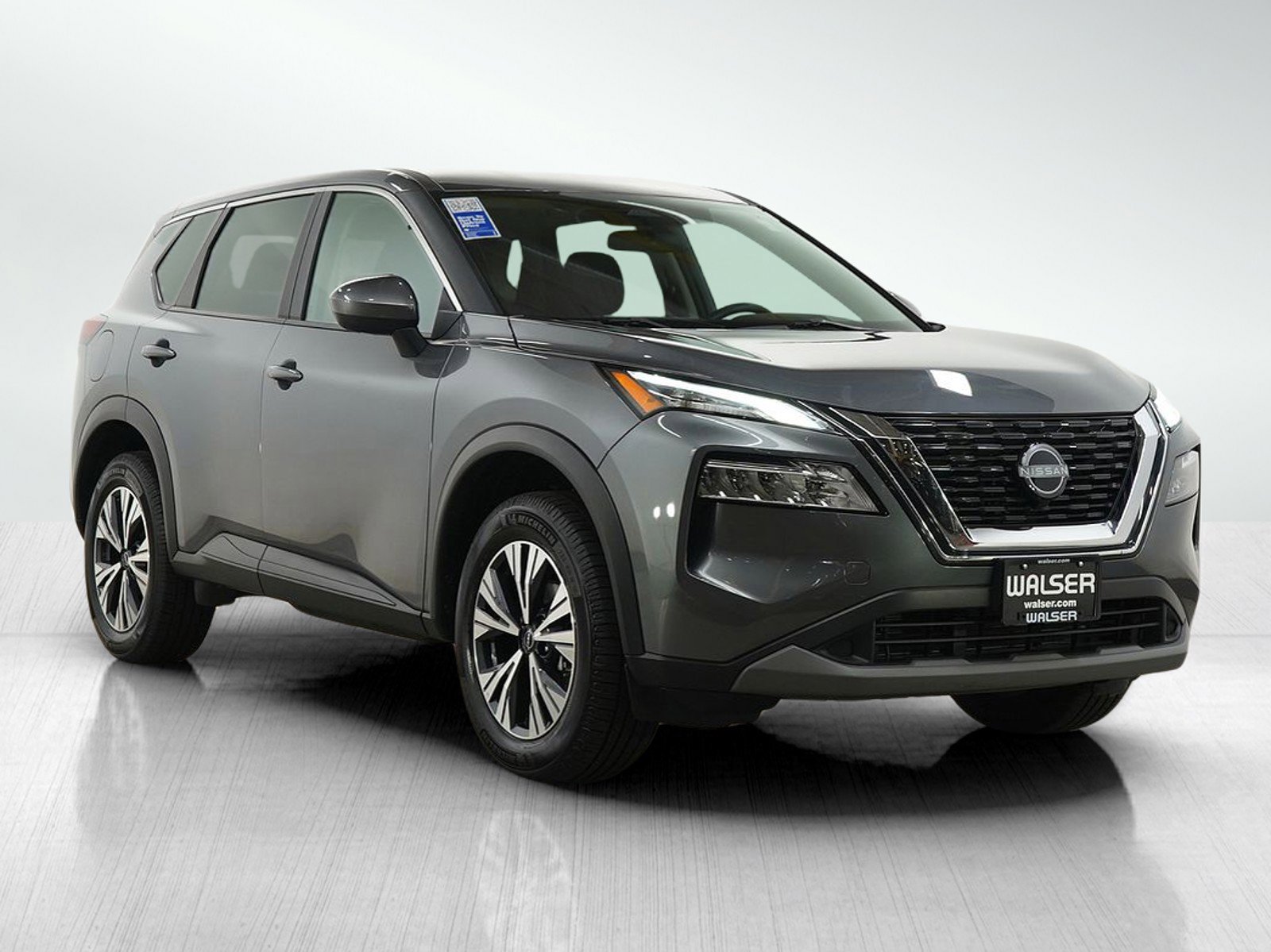 Used 2023 Nissan Rogue SV AWD/4WD image 7