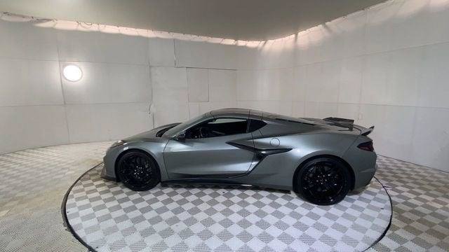 Used 2023 Chevrolet Corvette Z06 RWD image 9