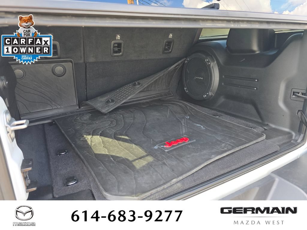 Used 2025 Jeep Wrangler Unlimited Rubicon w/ Safety Group AWD/4WD image 23