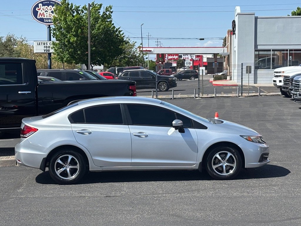 Used 2015 Honda Civic SE image 3